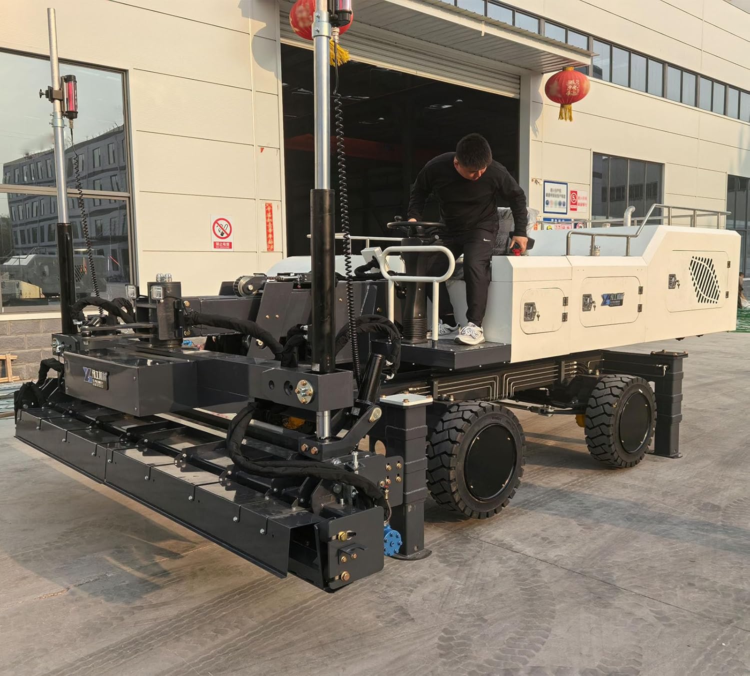 buy concrete screed machine,concrete screed machine review,self-propelled concrete screed pros cons,best concrete leveling machine for warehouse,concrete pavement machine worth buying,concrete screed machine vs manual screed - detailed features and technical specifications