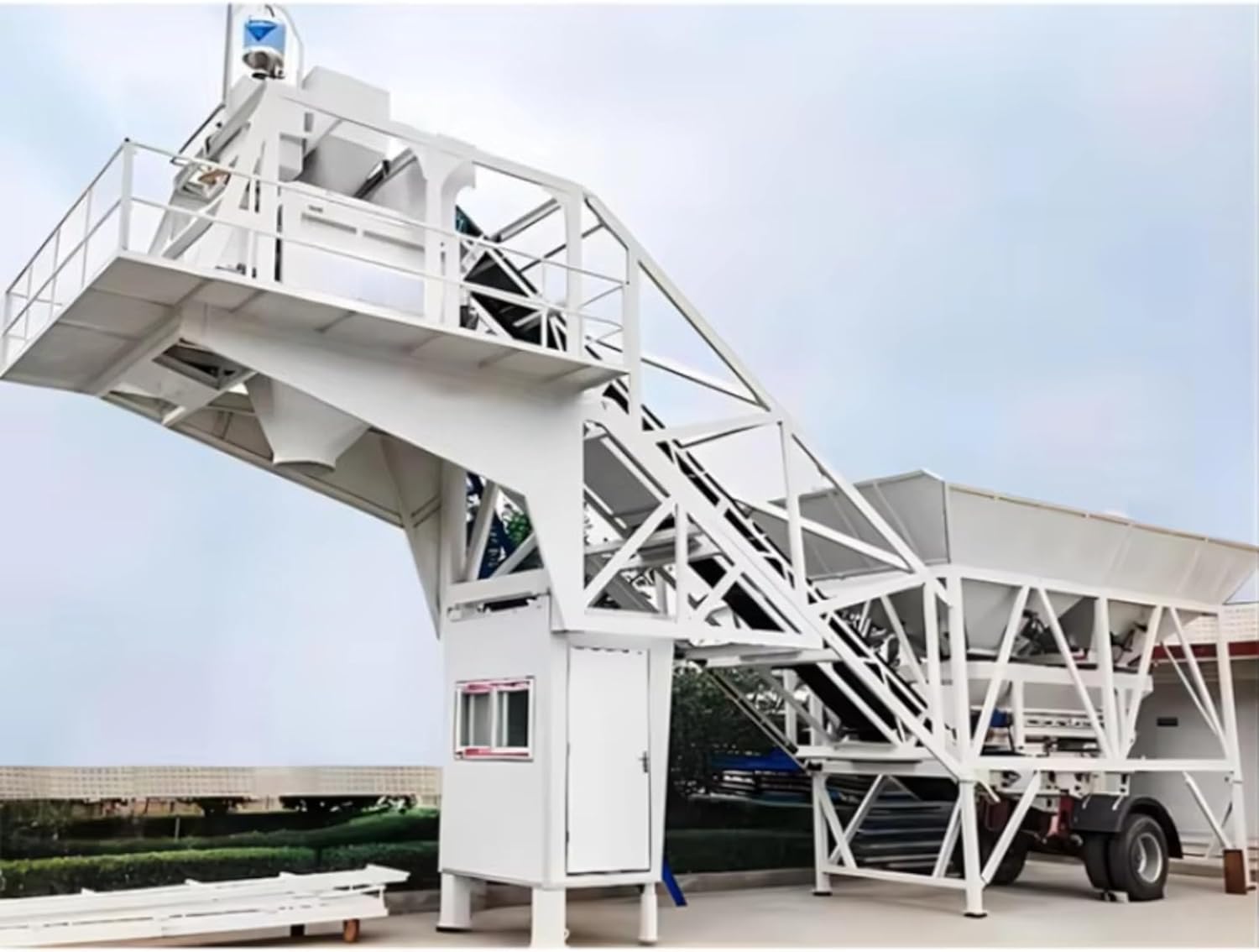 Step-by-step guide for concrete batching plant,should I buy concrete batching plant,mobile concrete batching plant,concrete batching plant pros cons,best concrete batching plant,concrete batching plant vs stationary - complete tutorial
