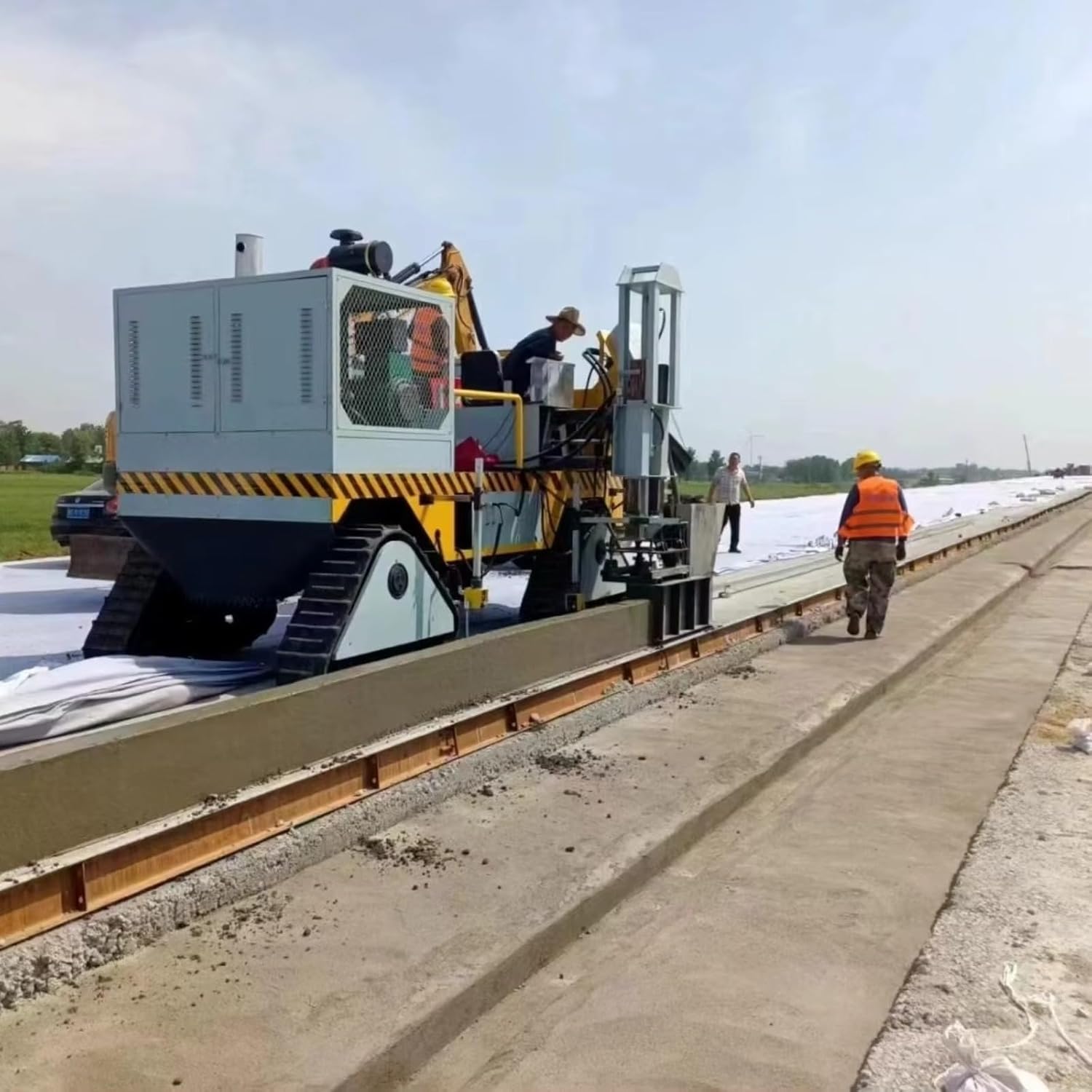 Concrete Curb Slipform Paver: Honest Review & Buying Guide 2 concrete curb slipform paver,best concrete curb machine,slipform paver for sale,curb and gutter machine pros cons,should I buy a slipform paver,concrete curb machine vs alternatives unboxing and complete package contents