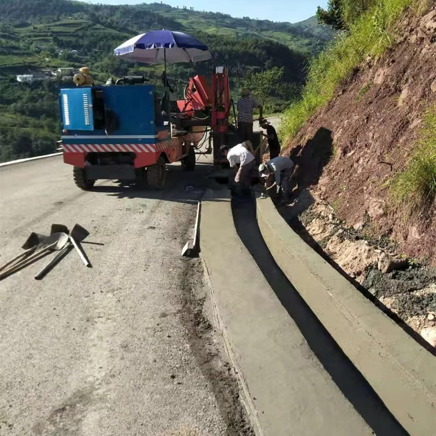 semi-automatic concrete slipform curb machine,should I buy a slipform curb machine,slipform curb machine vs alternatives,concrete slipform curb pros cons,best slipform curb machine for road paving,semi-automatic curb machine worth buying - detailed features and technical specifications