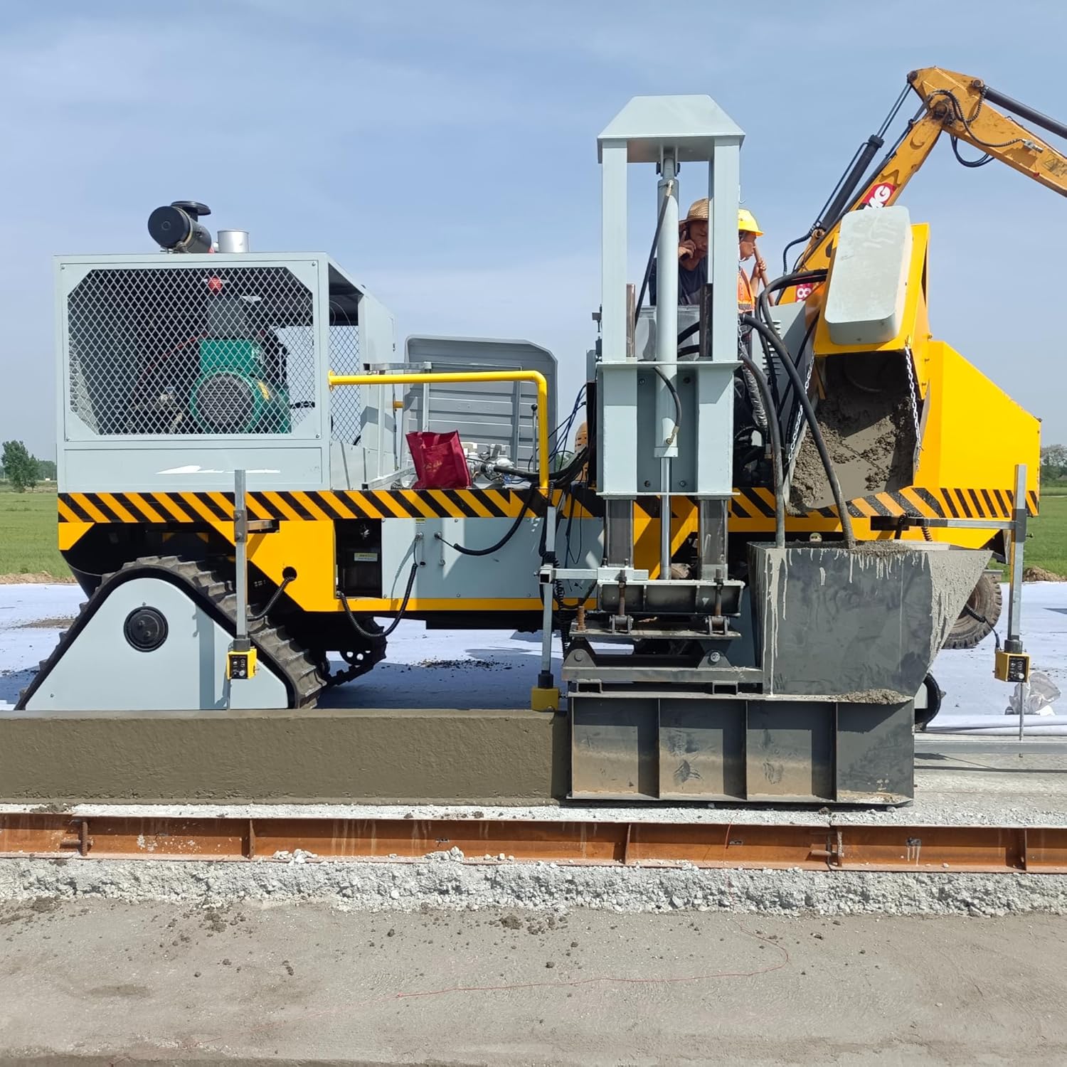 slipform curb paver,automatic curb machine,concrete curb machine,stringless curb paving,buy curb paver,curb and gutter machine - detailed features and technical specifications
